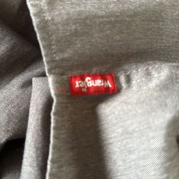 Wrangler Mens Size 2XL Relaxed Fit Button Up Shirt Chambray Gray - Picture 7 of 10